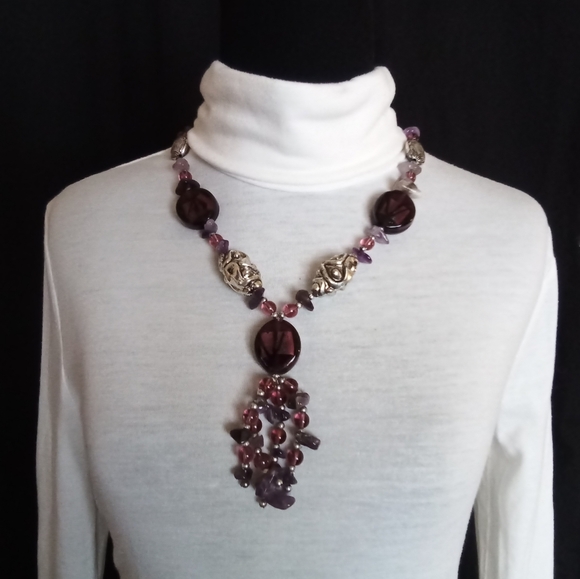 Silvertone and Purple Necklace NWOT - Picture 1 of 5